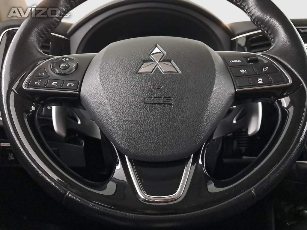 Foto inzerátu Mitsubishi Outlander 2.0