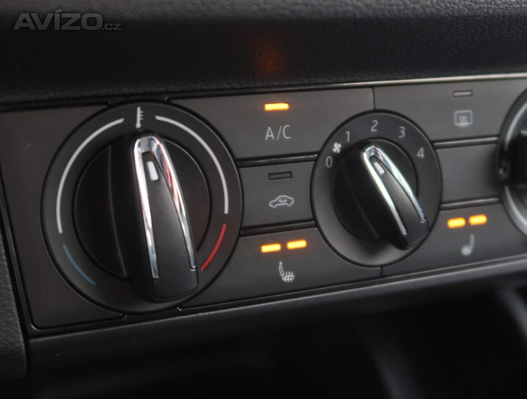 Foto inzerátu Skoda Kamiq 1.0 TSI