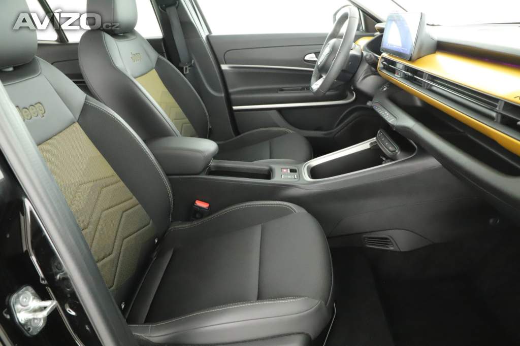 Foto inzerátu Jeep Avenger 54 kWh