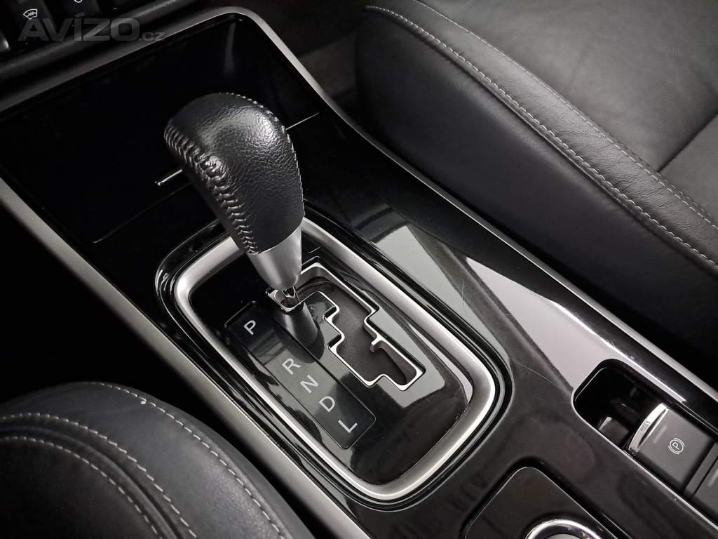 Foto inzerátu Mitsubishi Outlander 2.0