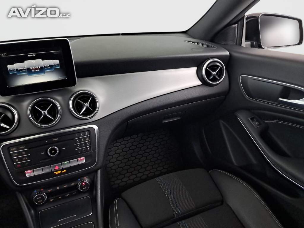 Foto inzerátu Mercedes CLA 180 CDI