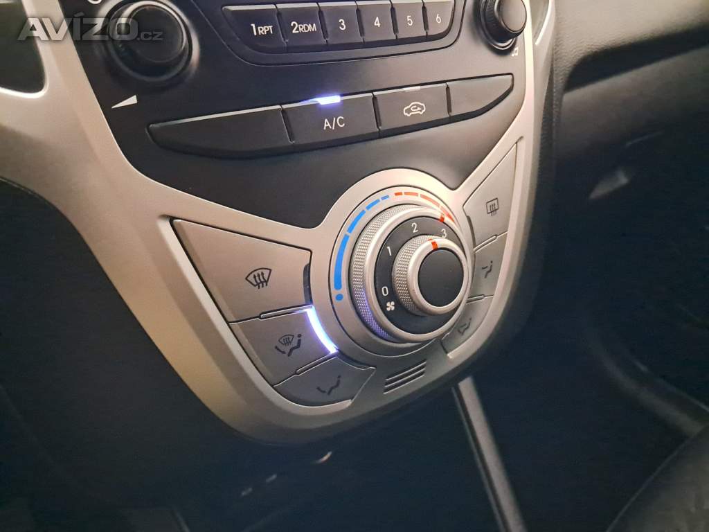Foto inzerátu Hyundai ix20 1.6 CVVT
