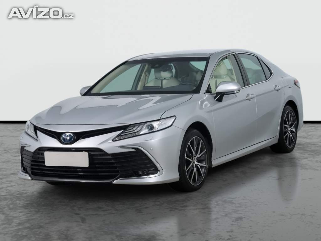 Foto inzerátu Toyota Camry 2.5 Hybrid