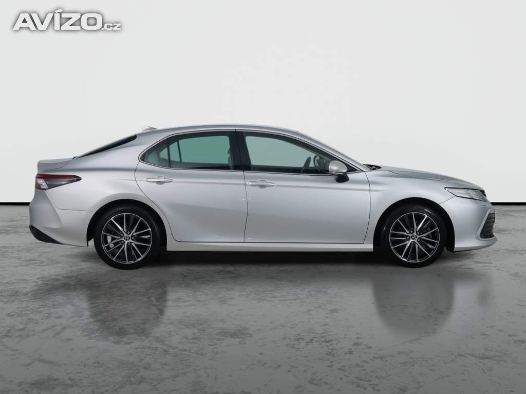 Foto inzerátu Toyota Camry 2.5 Hybrid
