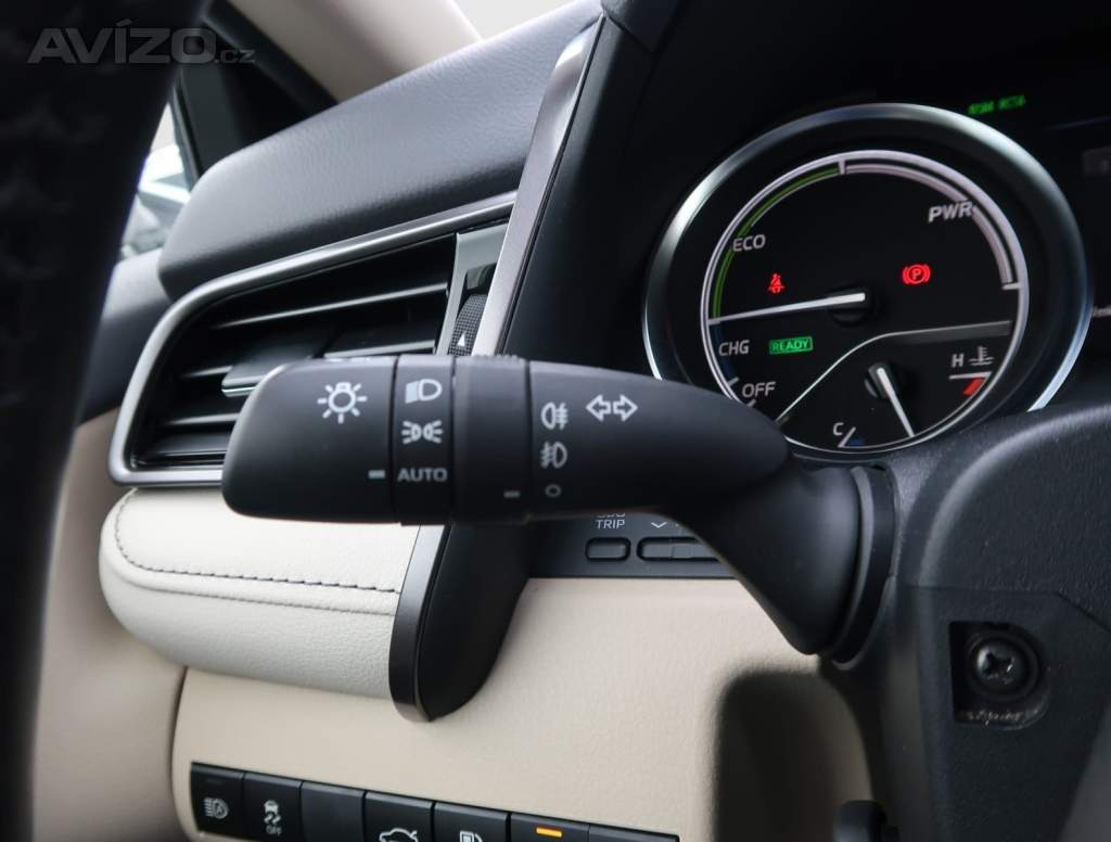 Foto inzerátu Toyota Camry 2.5 Hybrid