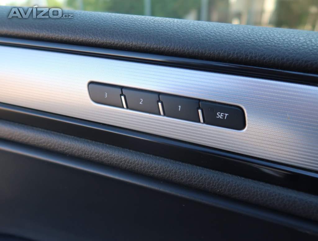 Foto inzerátu VW Touareg 3.0 TDI