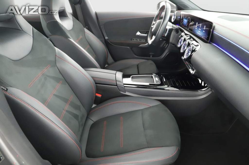 Foto inzerátu Mercedes CLA 200