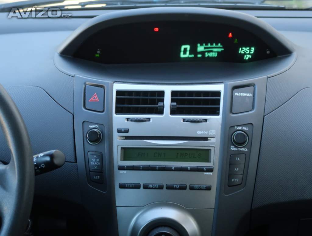 Foto inzerátu Toyota Yaris 1.0 VVT-i