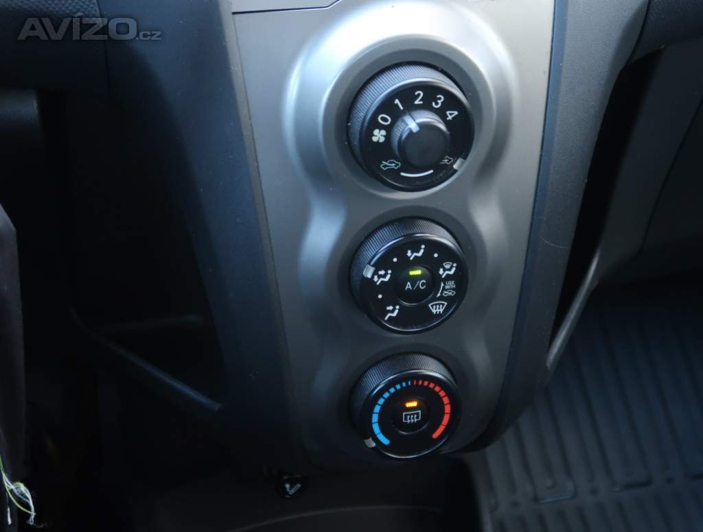 Foto inzerátu Toyota Yaris 1.0 VVT-i