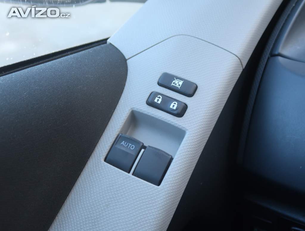 Foto inzerátu Toyota Yaris 1.0 VVT-i