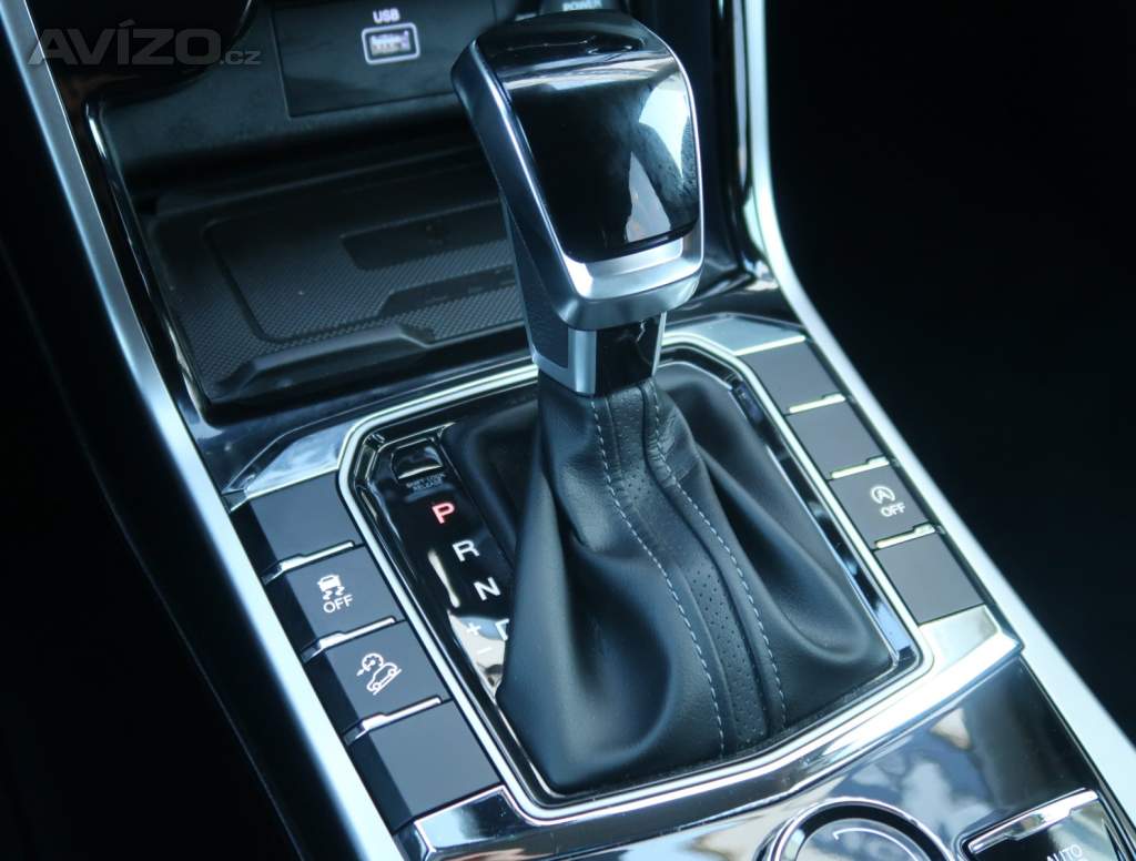Foto inzerátu KGM Korando 1.5 T-GDI