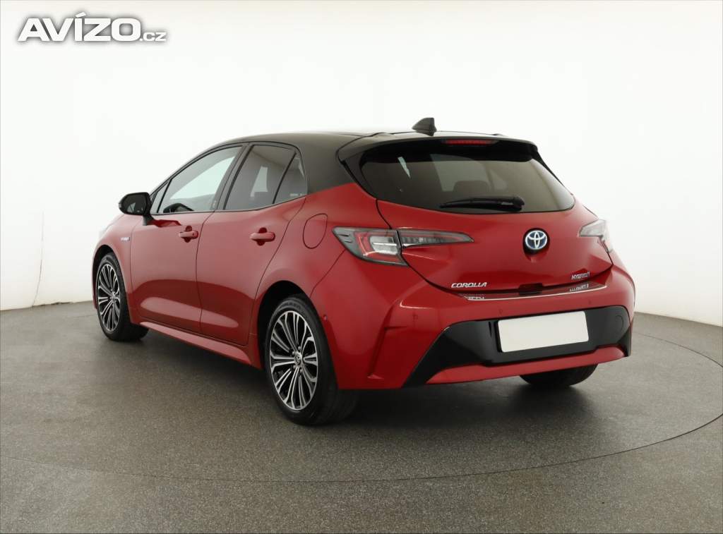 Foto inzerátu Toyota Corolla 1.8 Hybrid