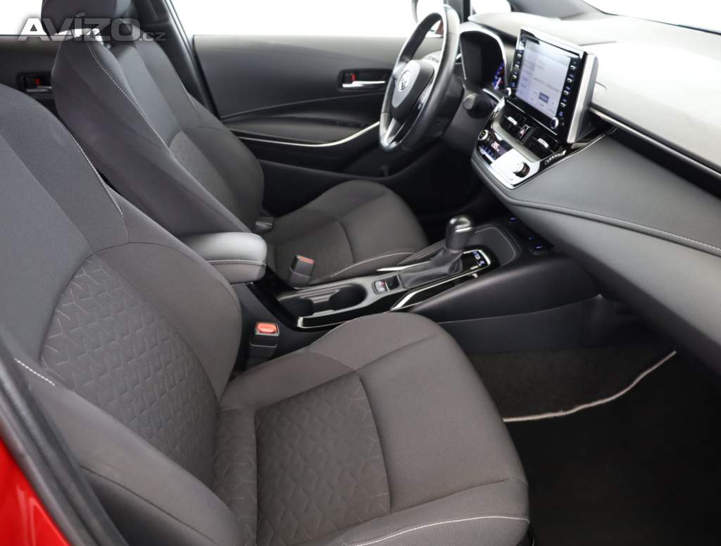 Foto inzerátu Toyota Corolla 1.8 Hybrid