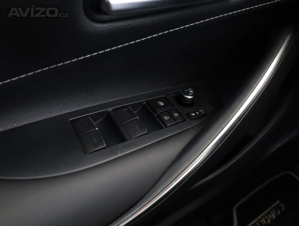 Foto inzerátu Toyota Corolla 1.8 Hybrid