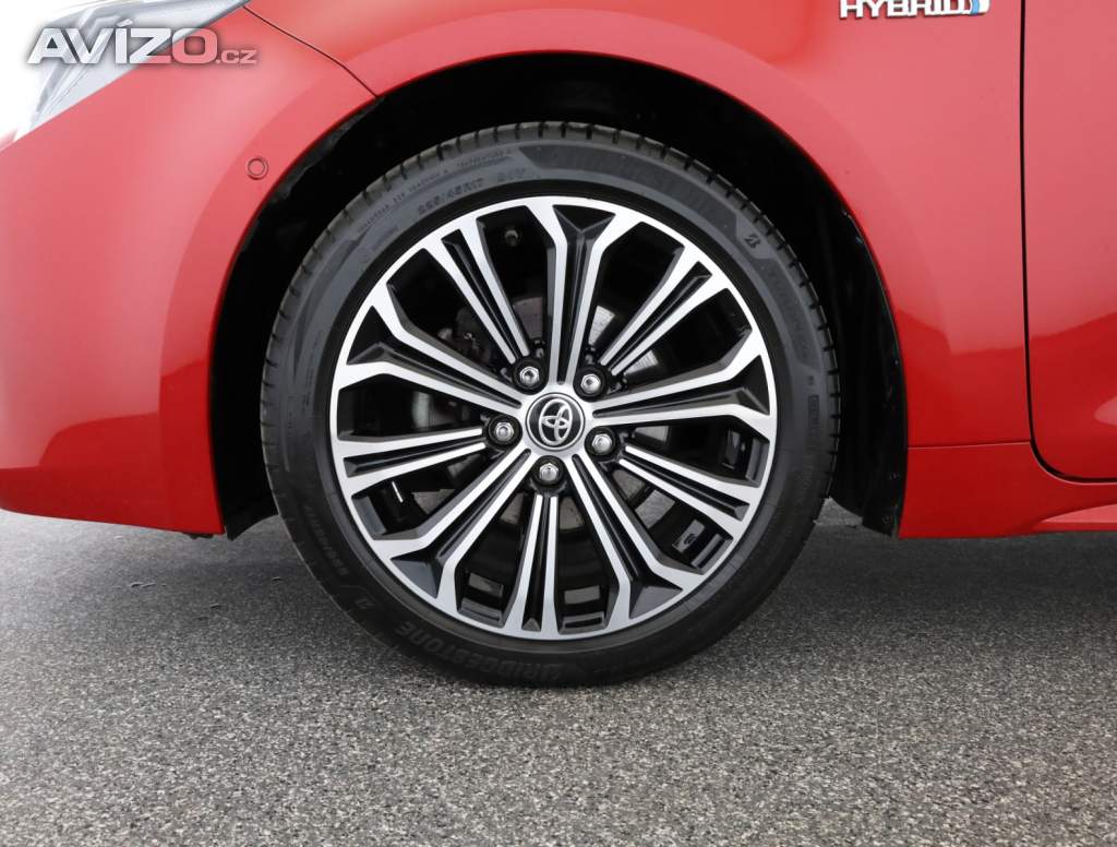 Foto inzerátu Toyota Corolla 1.8 Hybrid