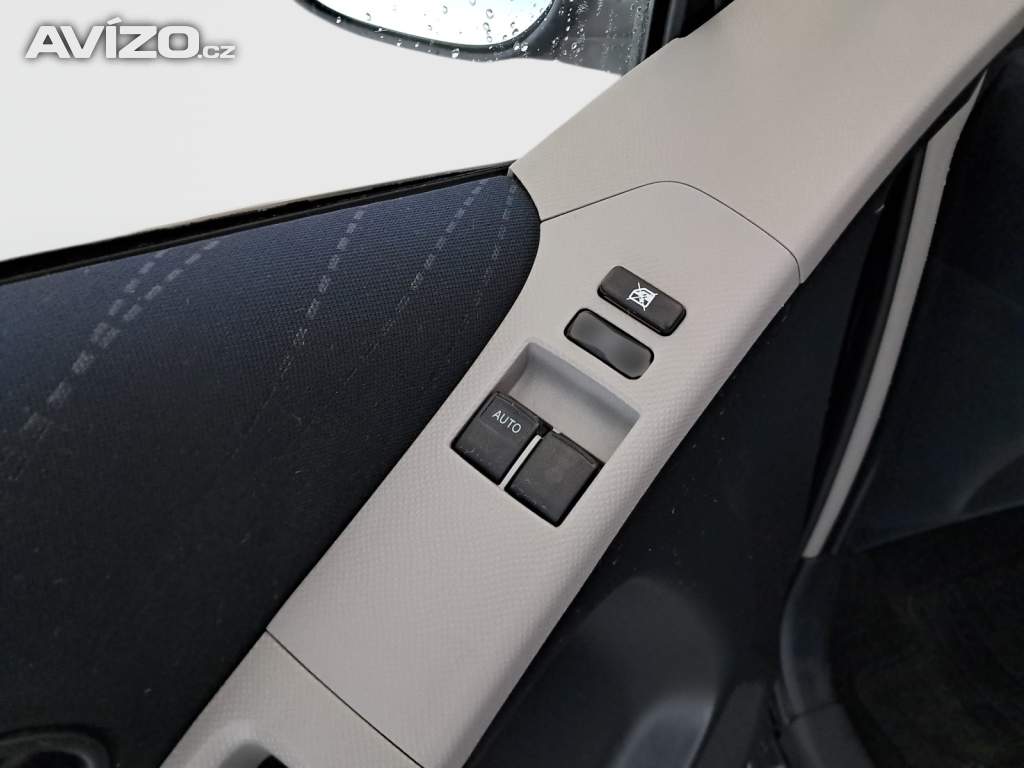Foto inzerátu Toyota Yaris 1.0 VVT-i