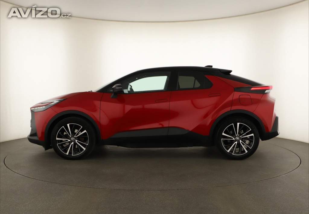 Foto inzerátu Toyota C-HR 2.0 Plug-in