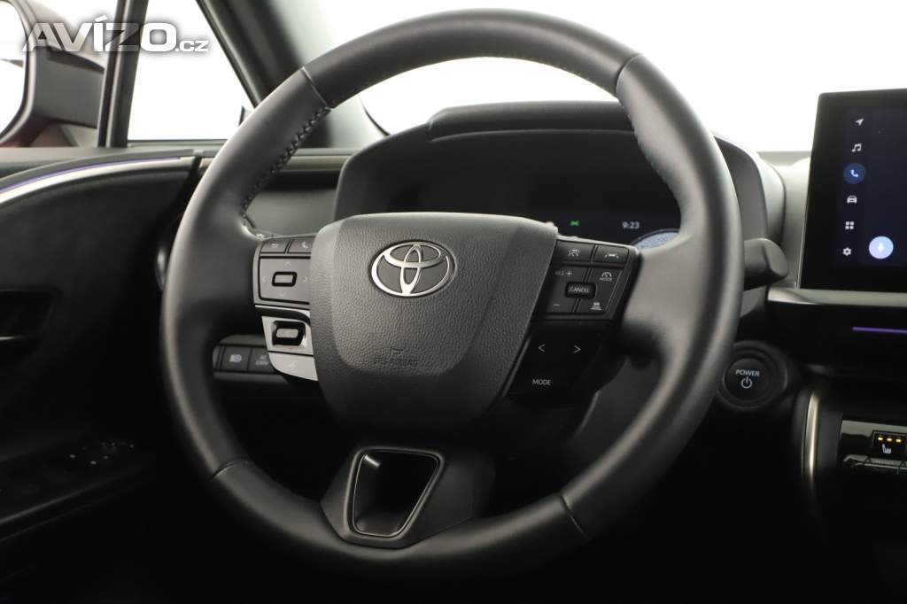 Foto inzerátu Toyota C-HR 2.0 Plug-in