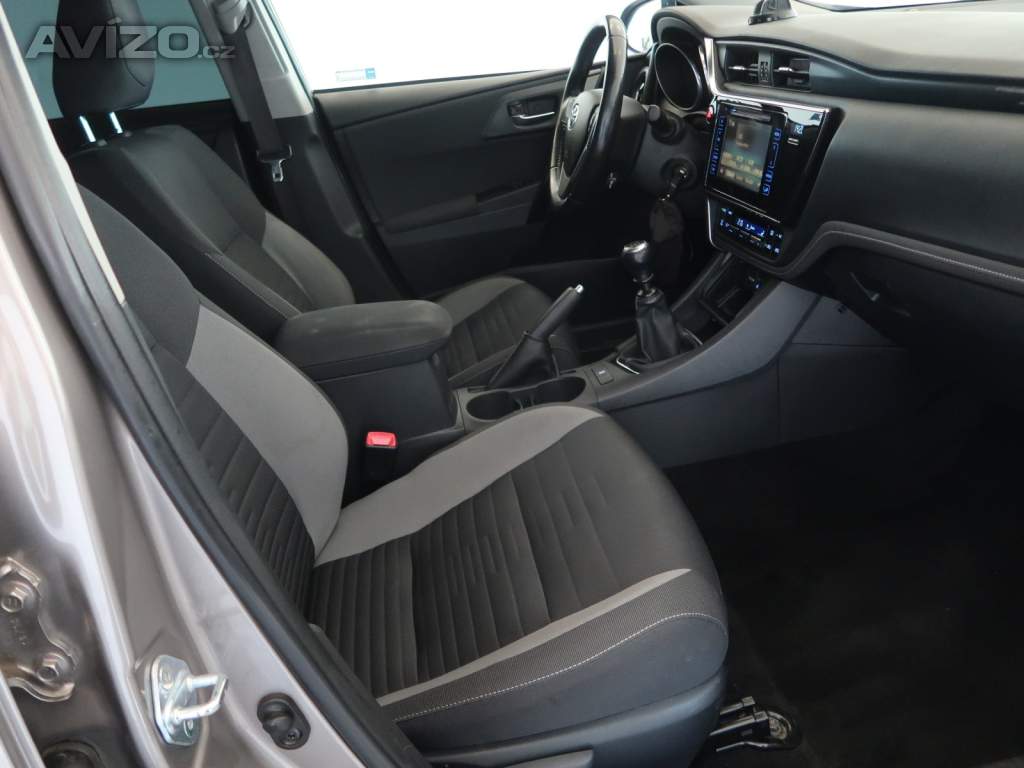 Foto inzerátu Toyota Auris 1.2 Ti