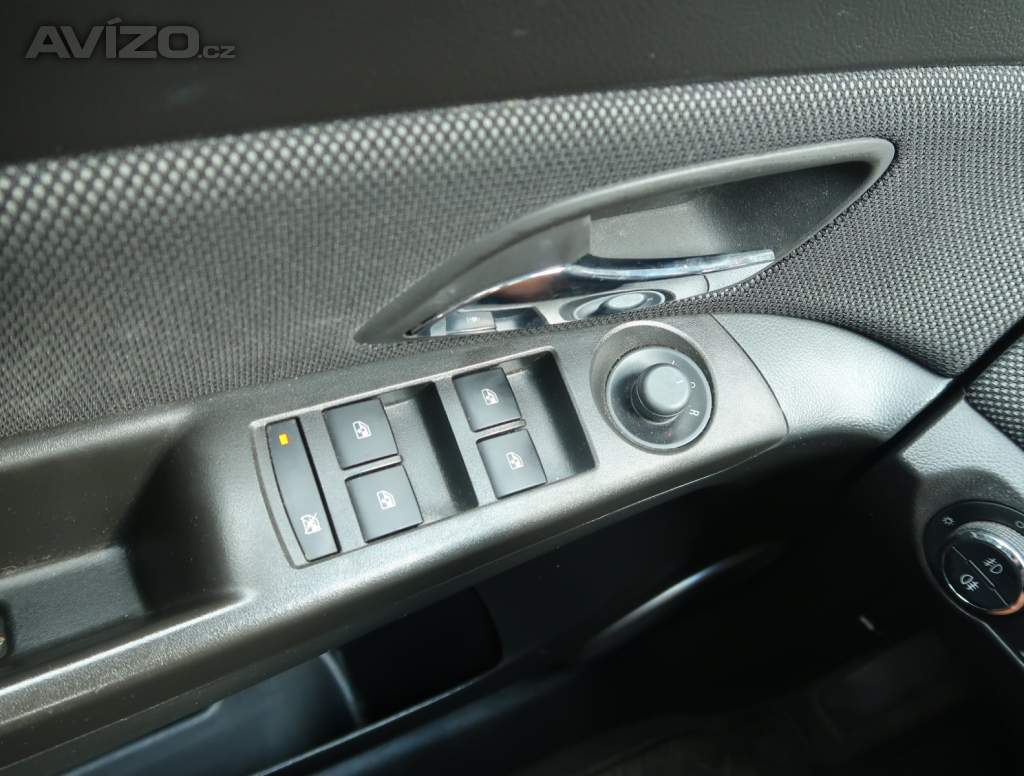Foto inzerátu Chevrolet Cruze 1.7 VCDi