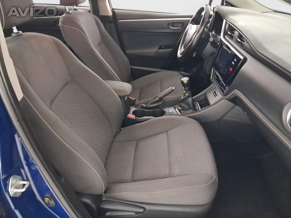 Foto inzerátu Toyota Corolla 1.6 Valvematic