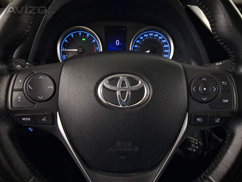 Foto inzerátu Toyota Corolla 1.6 Valvematic