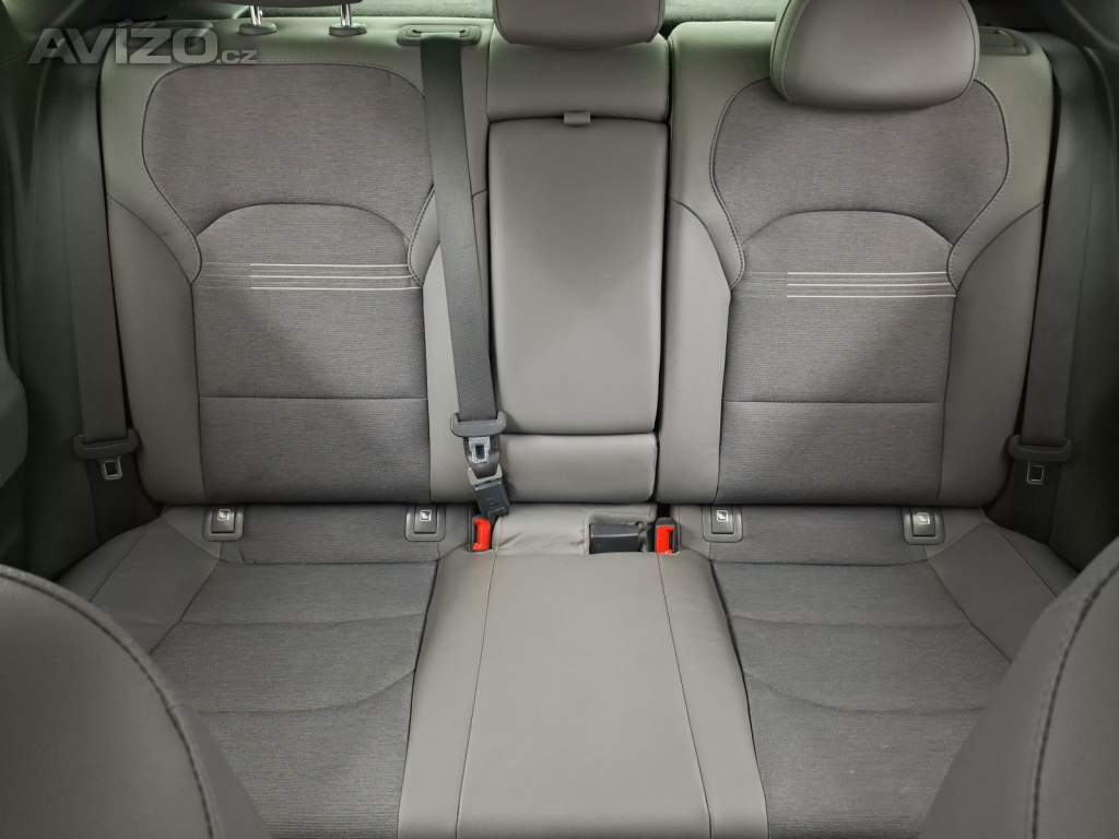 Foto inzerátu Hyundai i30 Fastback 1.5 T-GDI MHEV
