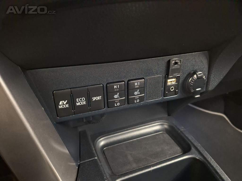 Foto inzerátu Toyota RAV 4 2.5 Hybrid