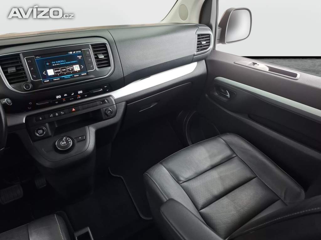 Foto inzerátu Peugeot Traveller 2.0 BlueHDi