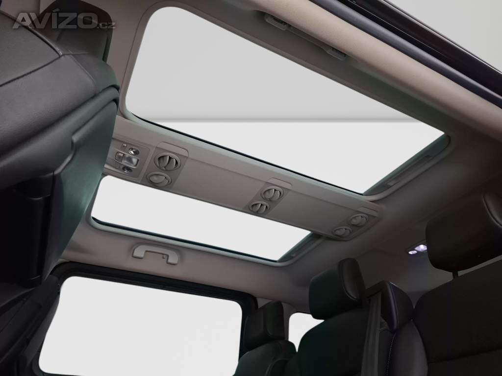 Foto inzerátu Peugeot Traveller 2.0 BlueHDi
