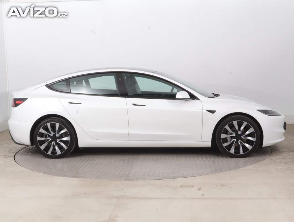 Foto inzerátu Tesla Model 3 Standard Range LFP