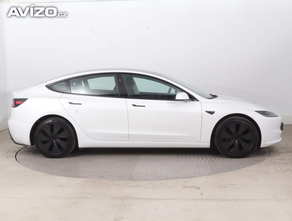 Foto inzerátu Tesla Model 3 Standard Range LFP