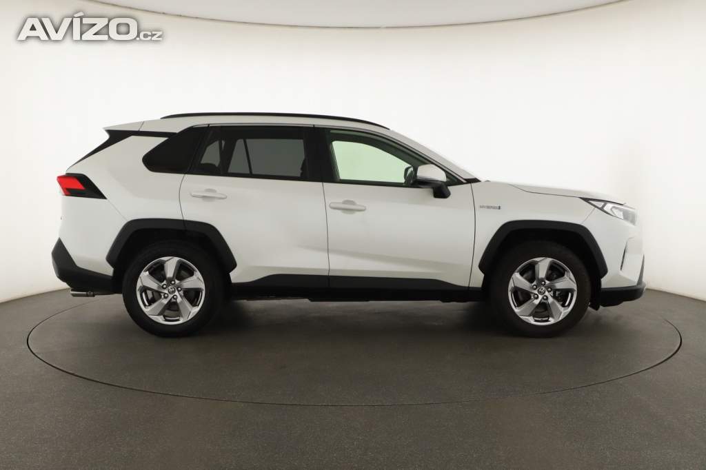 Foto inzerátu Toyota RAV 4 2.5 Hybrid