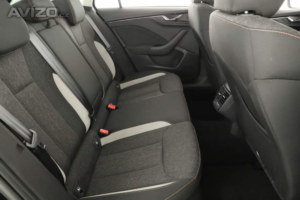 Foto inzerátu Skoda Kamiq 1.0 TSI