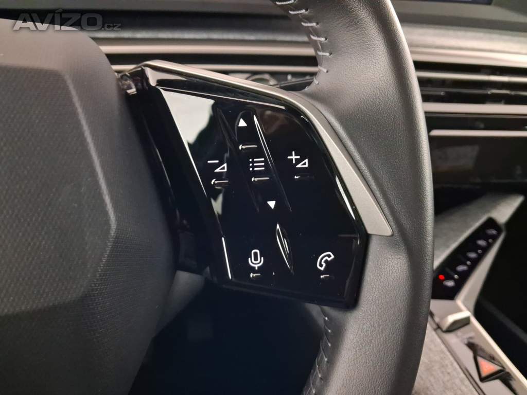 Foto inzerátu Peugeot 3008 1.2 MHEV