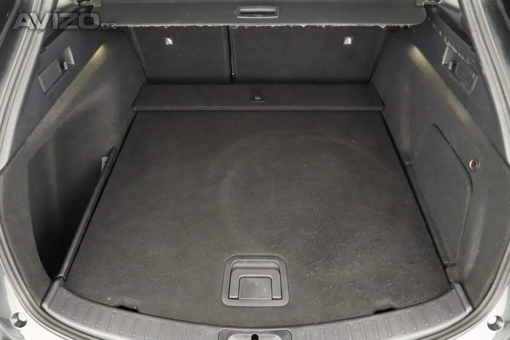 Foto inzerátu Toyota Corolla 2.0 Hybrid
