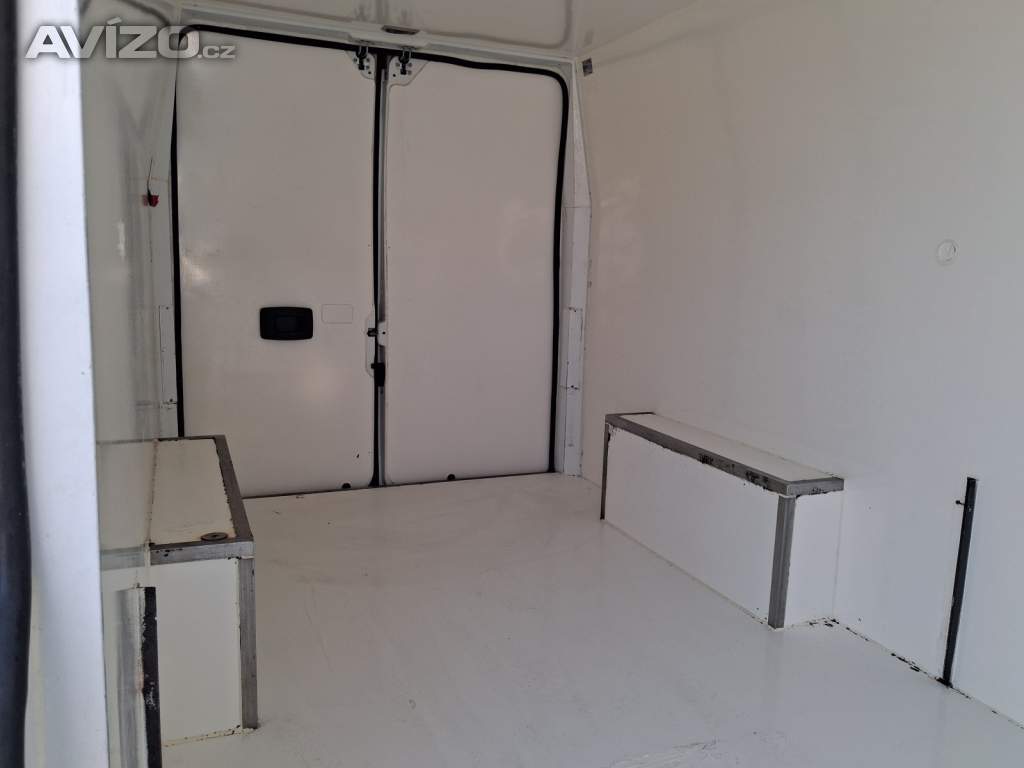 Foto inzerátu Citroen Jumper 2.2 BlueHDi