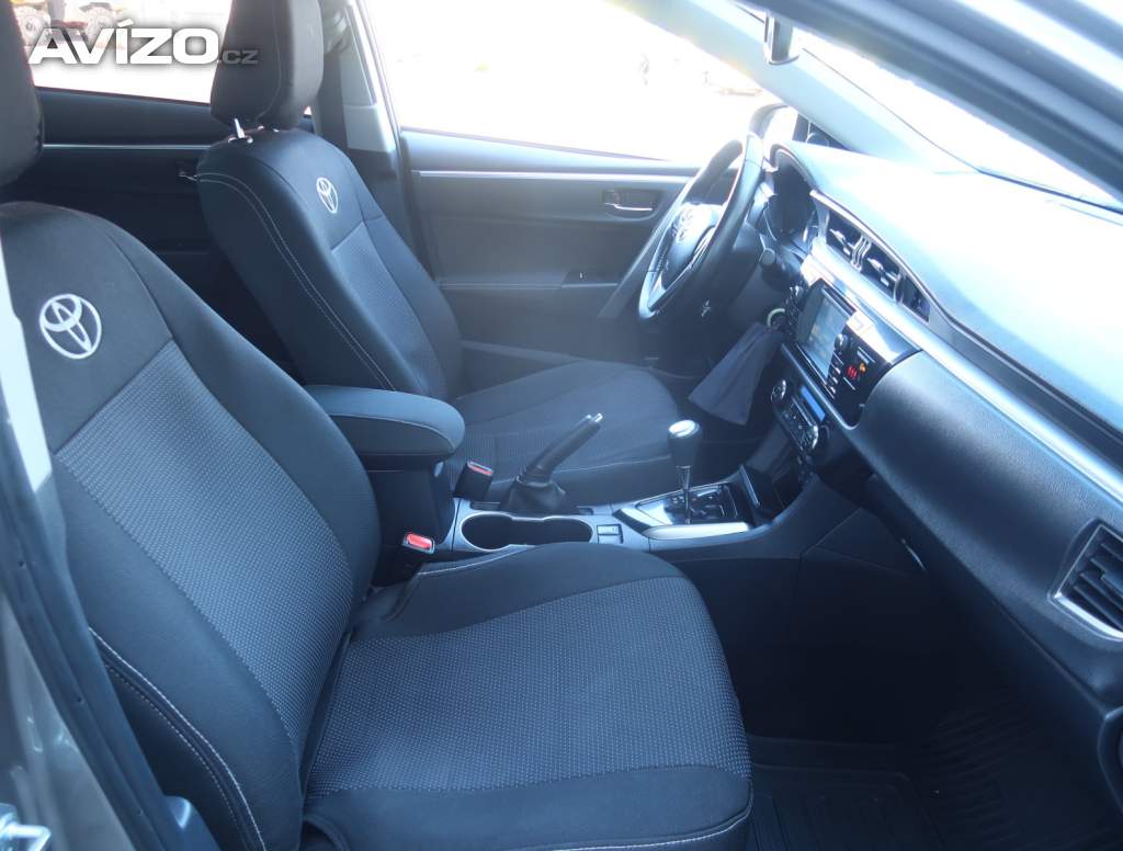 Foto inzerátu Toyota Corolla 1.6 Valvematic