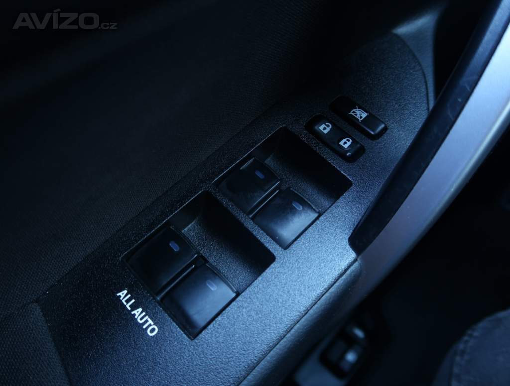 Foto inzerátu Toyota Corolla 1.6 Valvematic