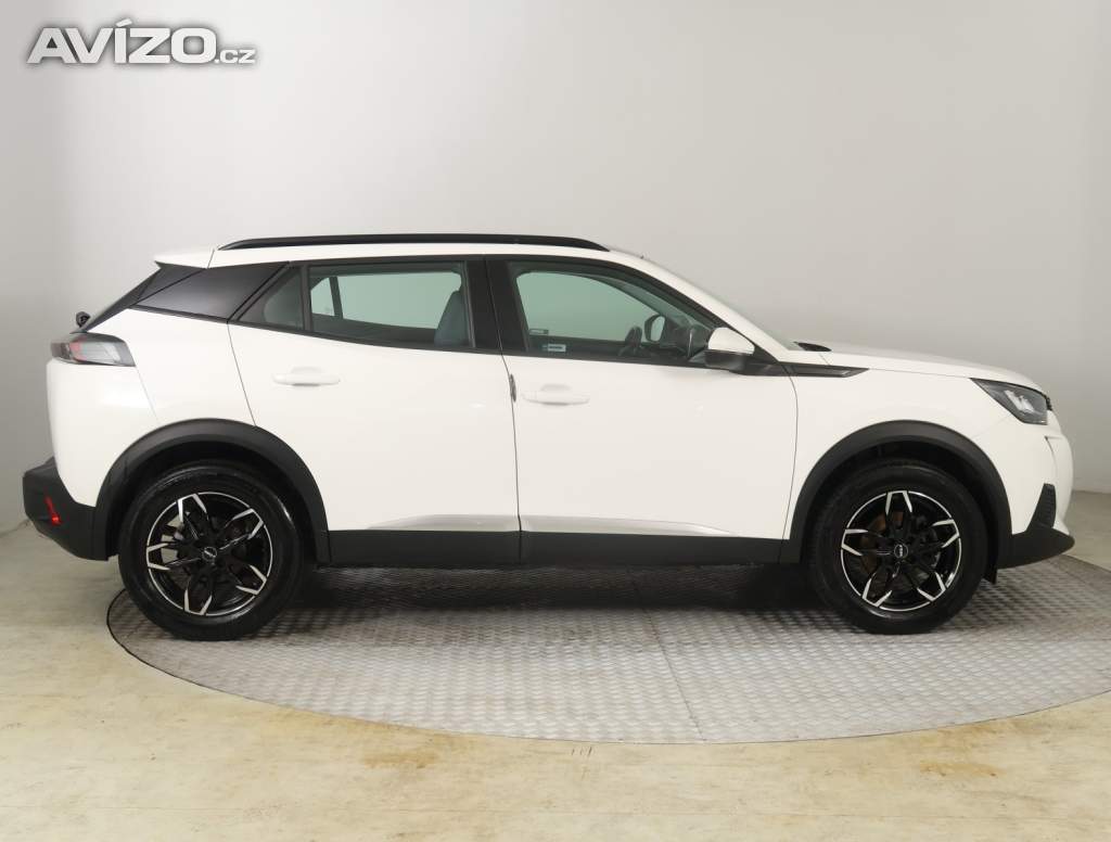Foto inzerátu Peugeot 2008 1.2 PureTech