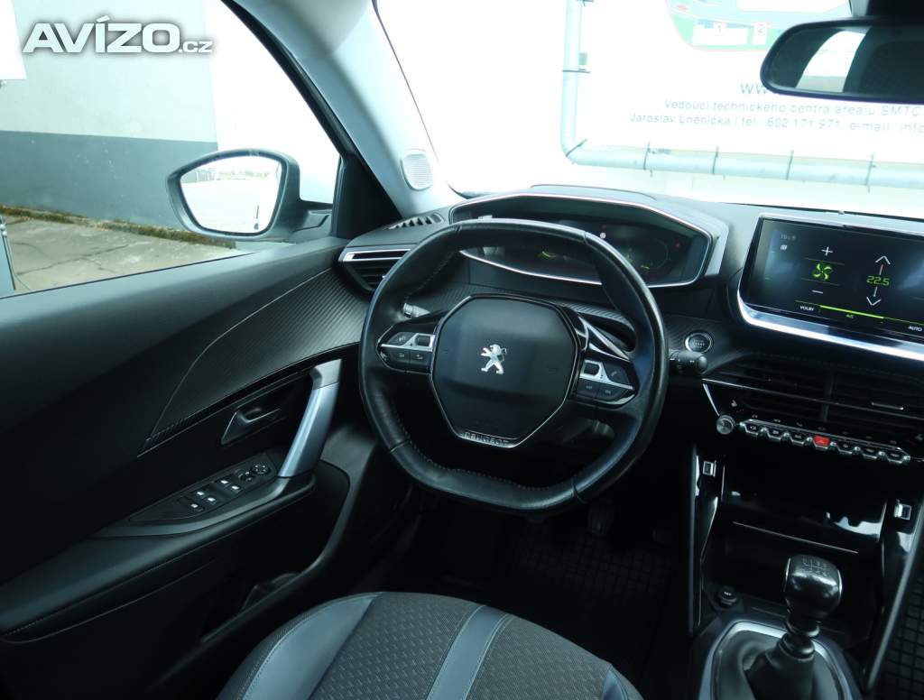 Foto inzerátu Peugeot 2008 1.2 PureTech