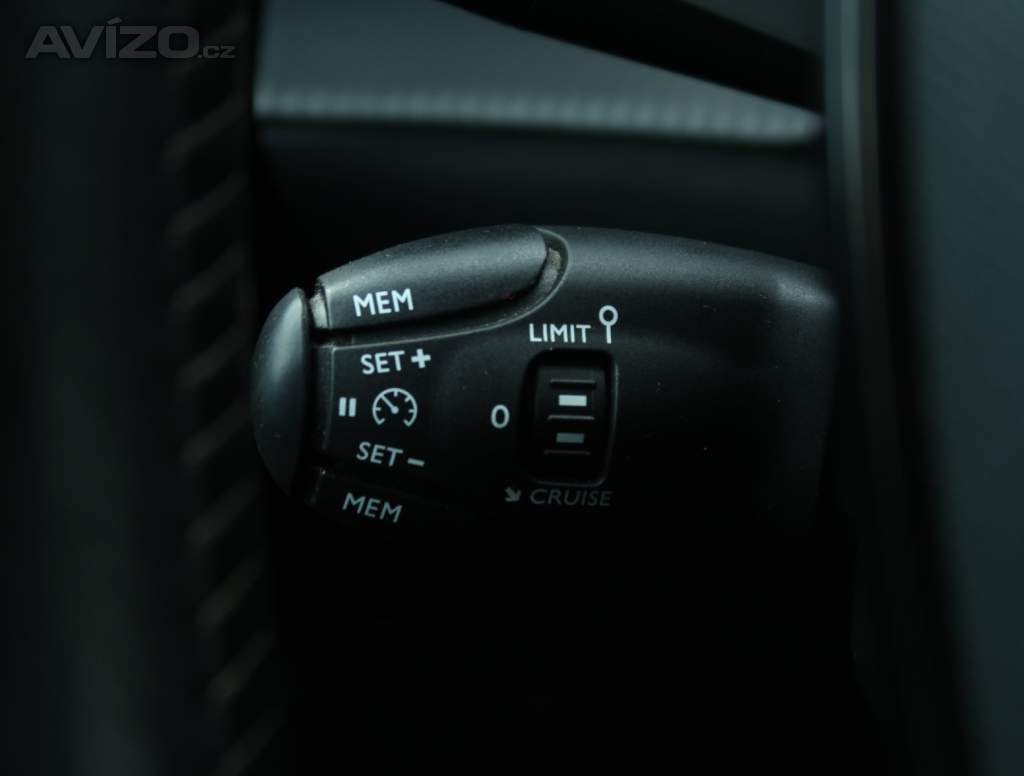 Foto inzerátu Peugeot 2008 1.2 PureTech