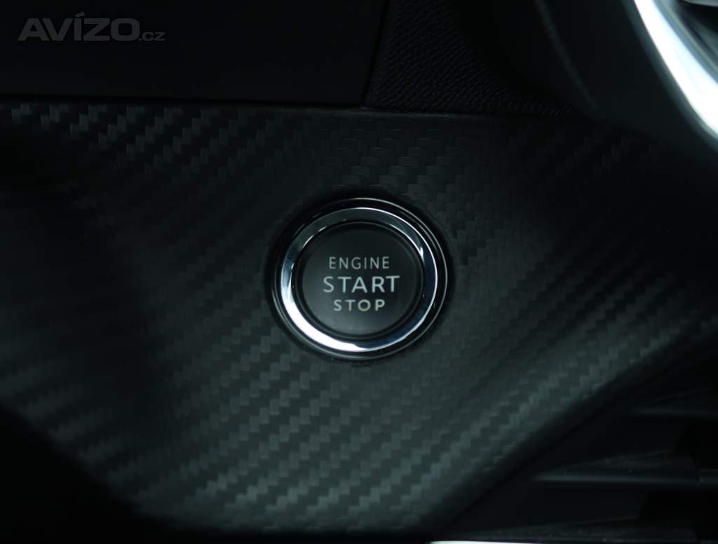 Foto inzerátu Peugeot 2008 1.2 PureTech