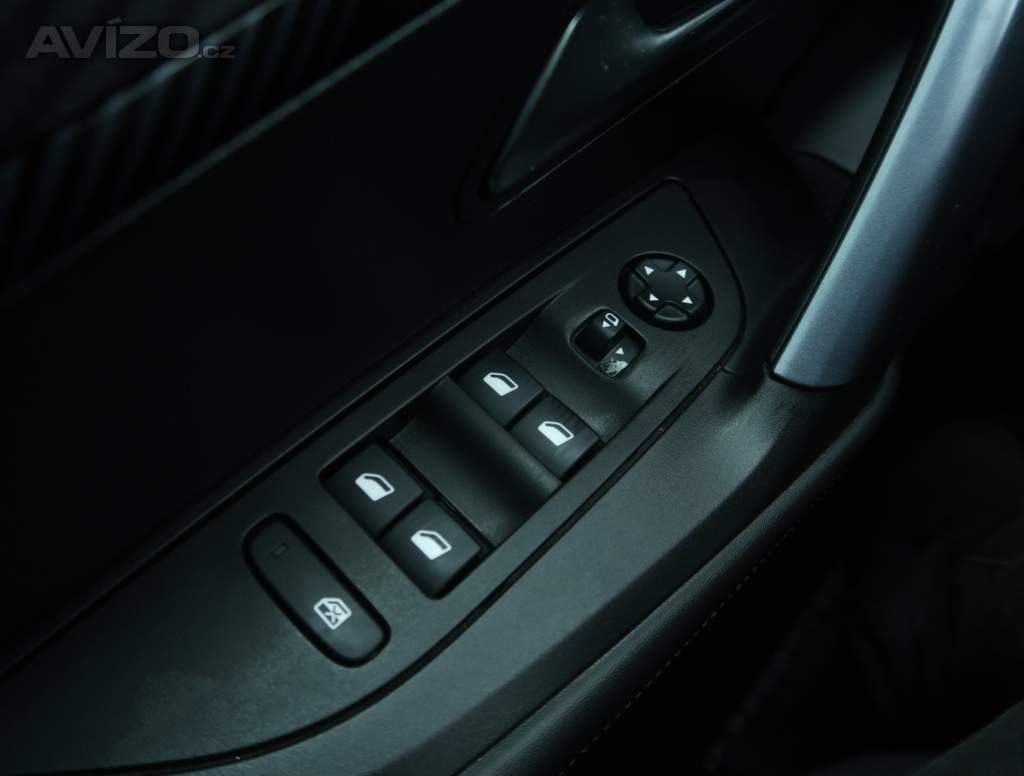 Foto inzerátu Peugeot 2008 1.2 PureTech