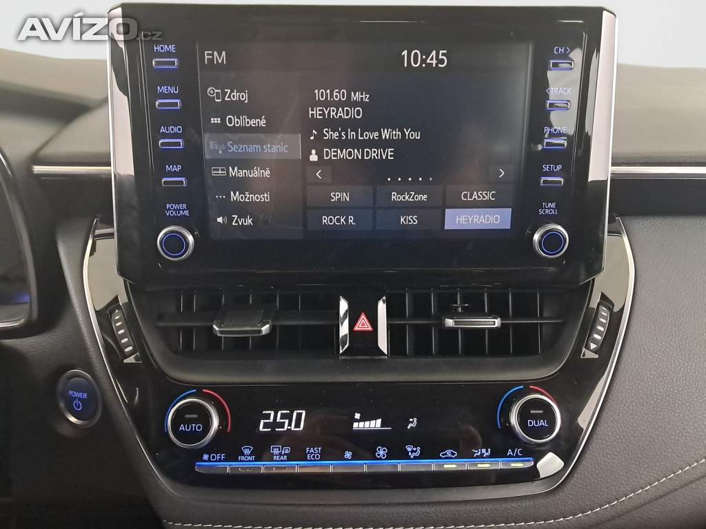 Foto inzerátu Toyota Corolla 2.0 Hybrid