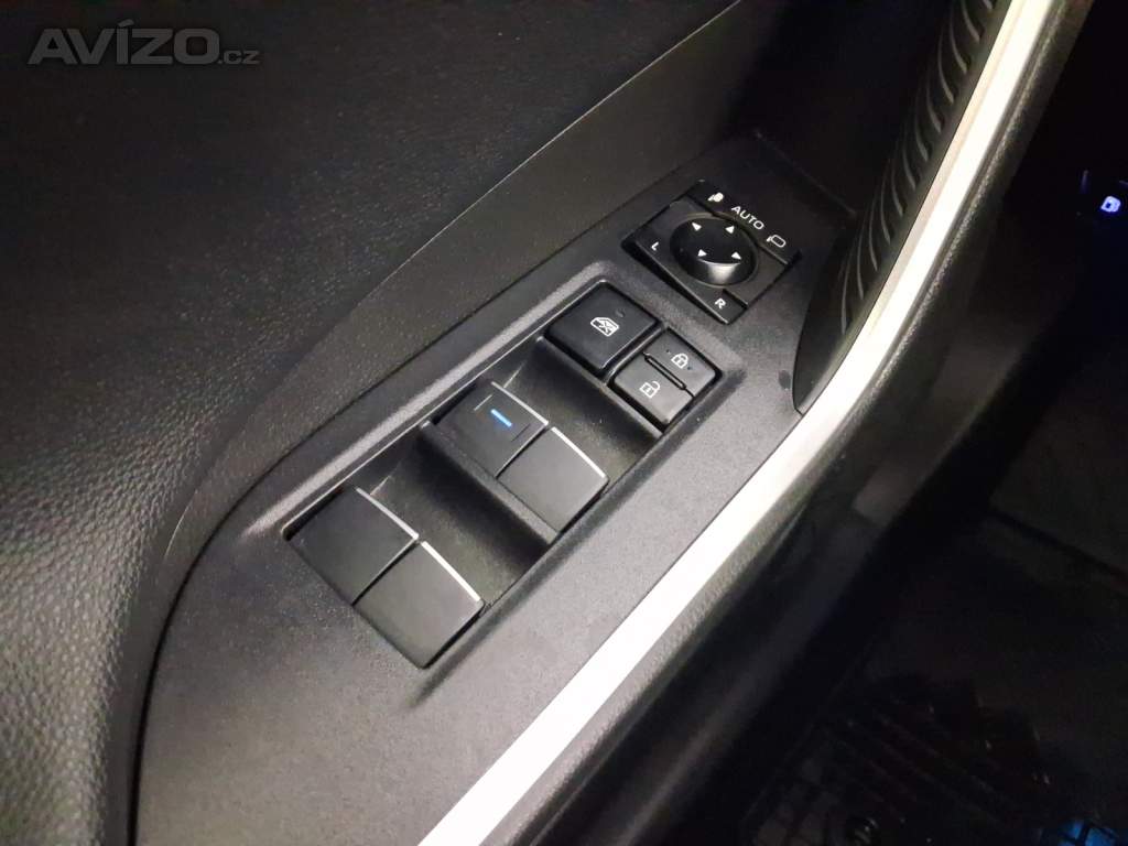 Foto inzerátu Toyota RAV 4 2.5 Hybrid
