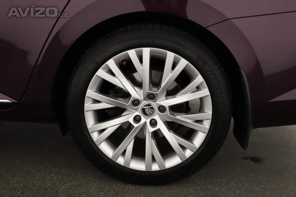 Foto inzerátu Skoda Superb 1.5 TSI