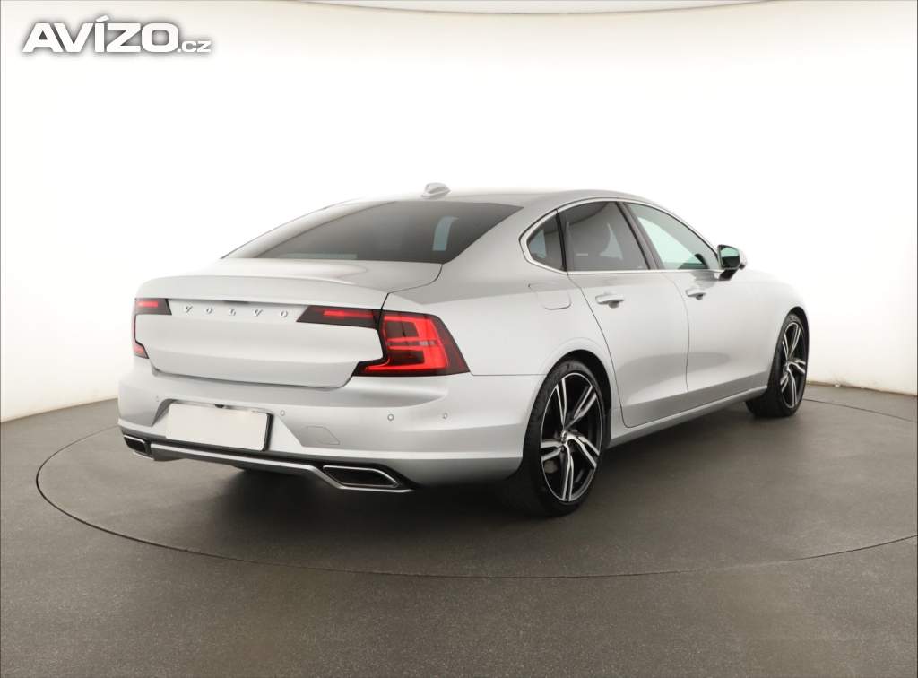 Foto inzerátu Volvo S90 D5 AWD