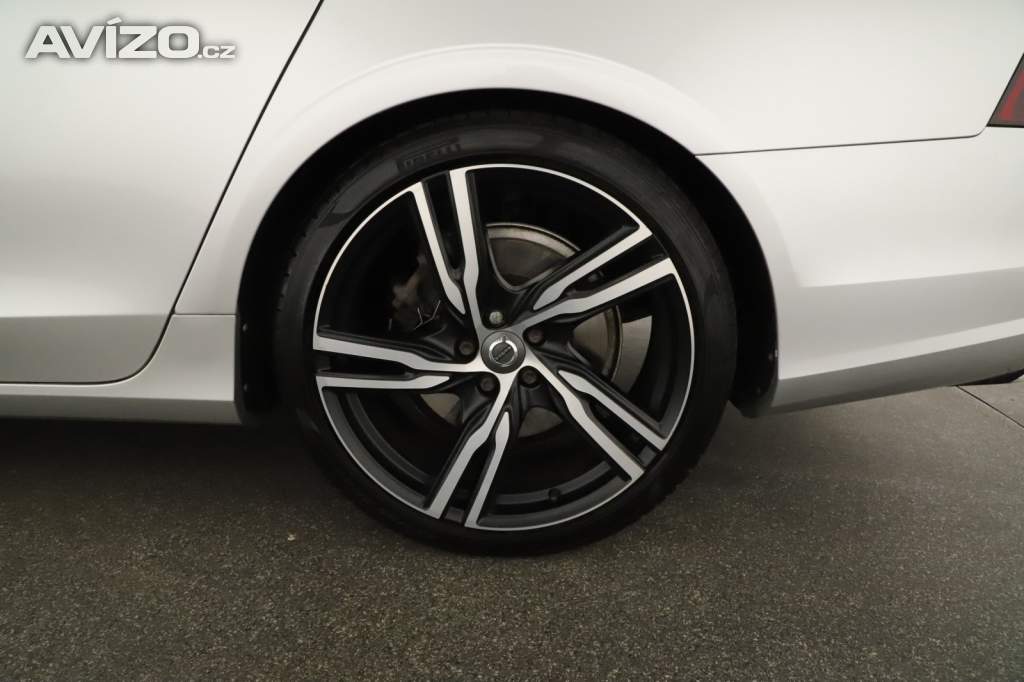 Foto inzerátu Volvo S90 D5 AWD