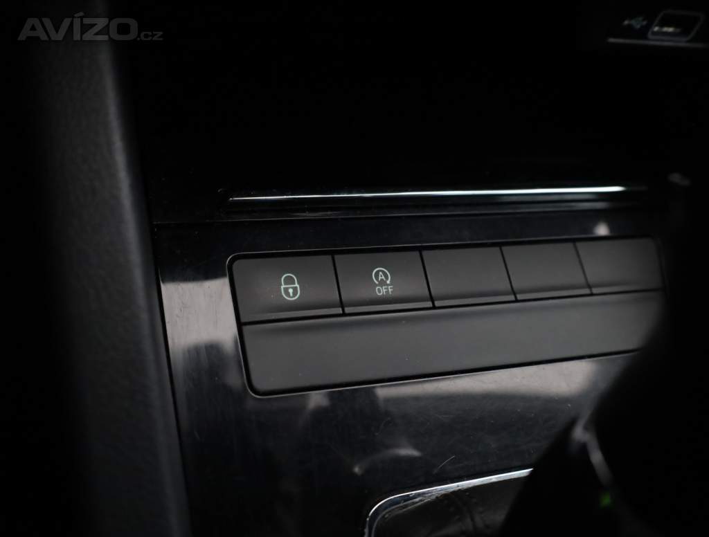 Foto inzerátu Skoda Octavia 1.5 TSI G-TEC